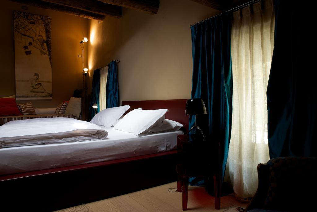Damaranto Residenza E Cucina Bed & Breakfast Soave  Rom bilde